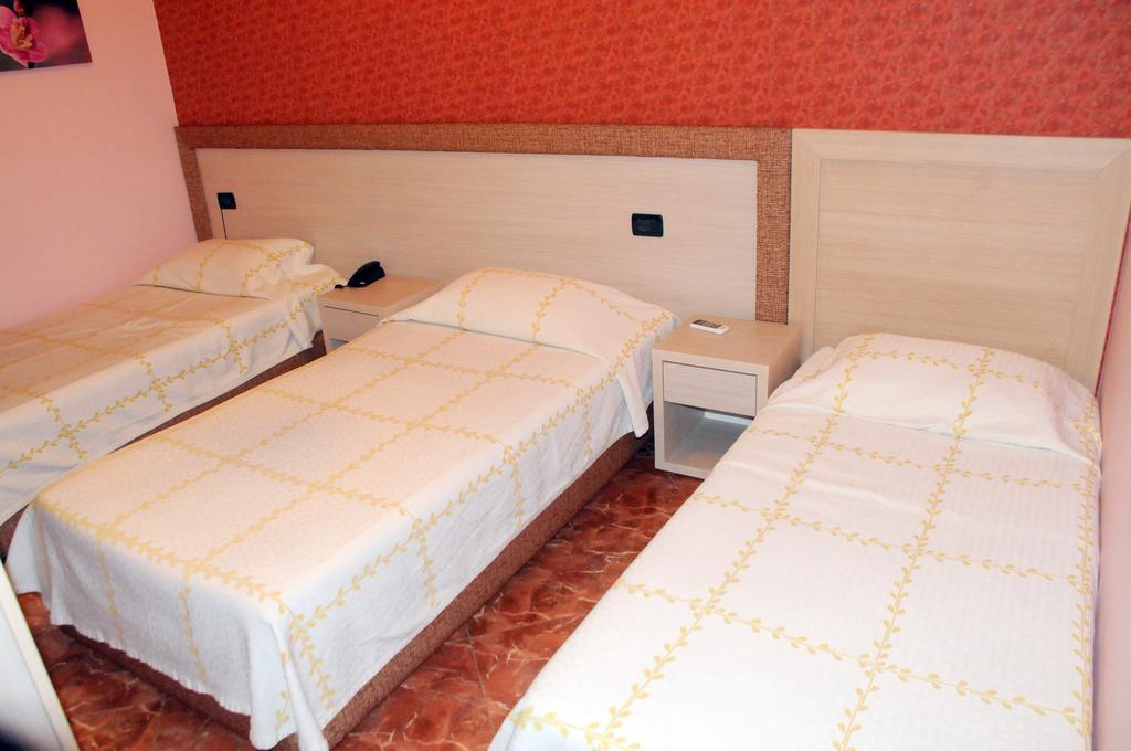 Hotel Serenity 地拉那 外观 照片